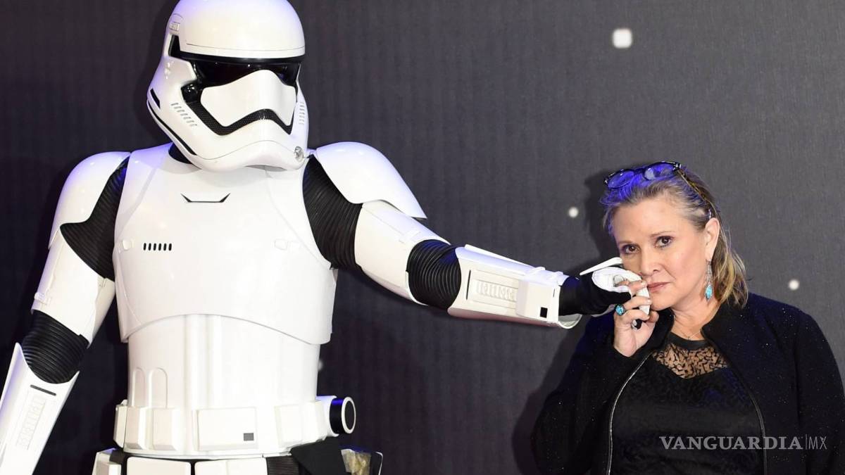 Carrie Fisher se encuentra en condición estable