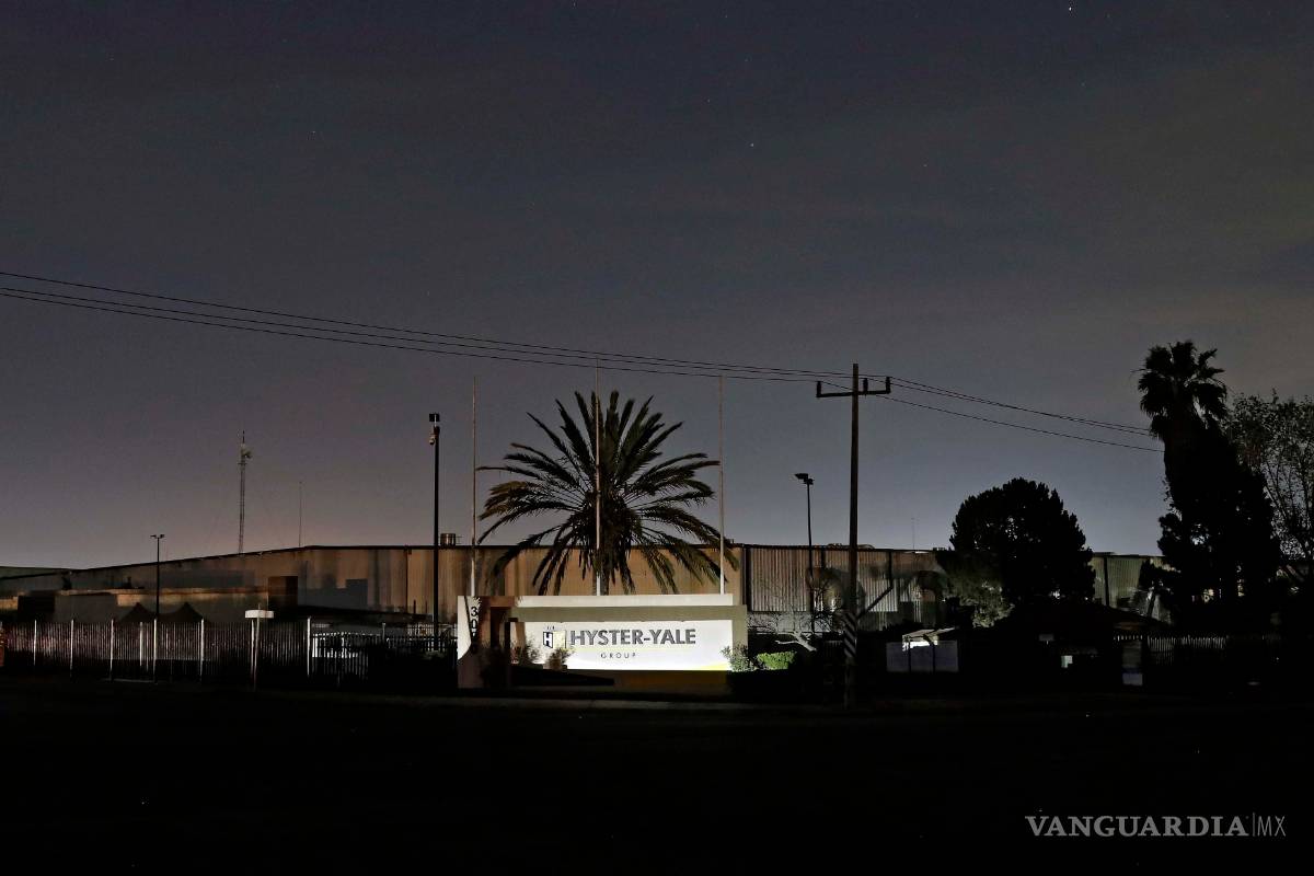 Afectados por cortes de luz 3.2 millones de usuarios en 26 estados: CFE