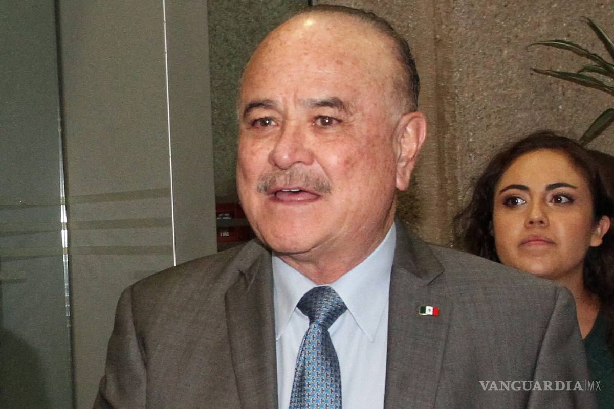 Ruffo Appel pide a gobernadores panistas &quot;dejar al partido en paz&quot;