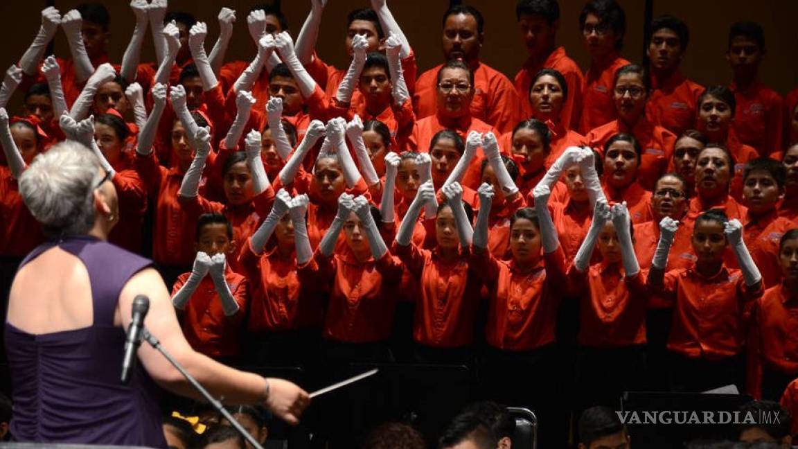 SEP replicará esquema de orquestas de Fundación Azteca en escuelas públicas