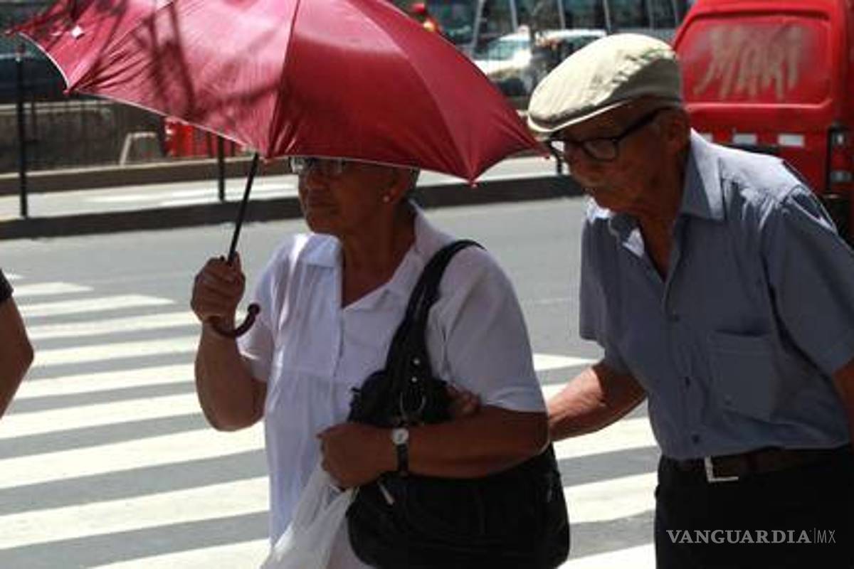 Advierte IMSS a coahuilenses contra golpe de calor