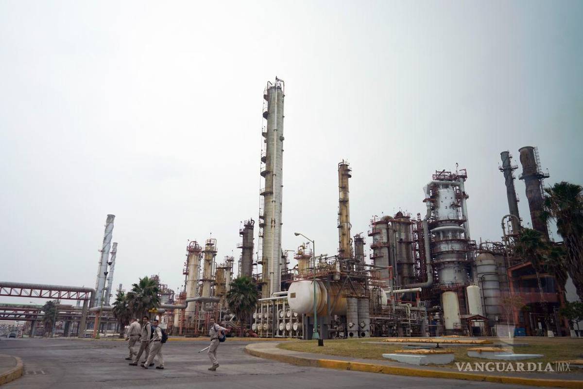 ‘Esas voces son mentirosas’: AMLO sobre la supuesta contaminación de la refinería de Cadereyta