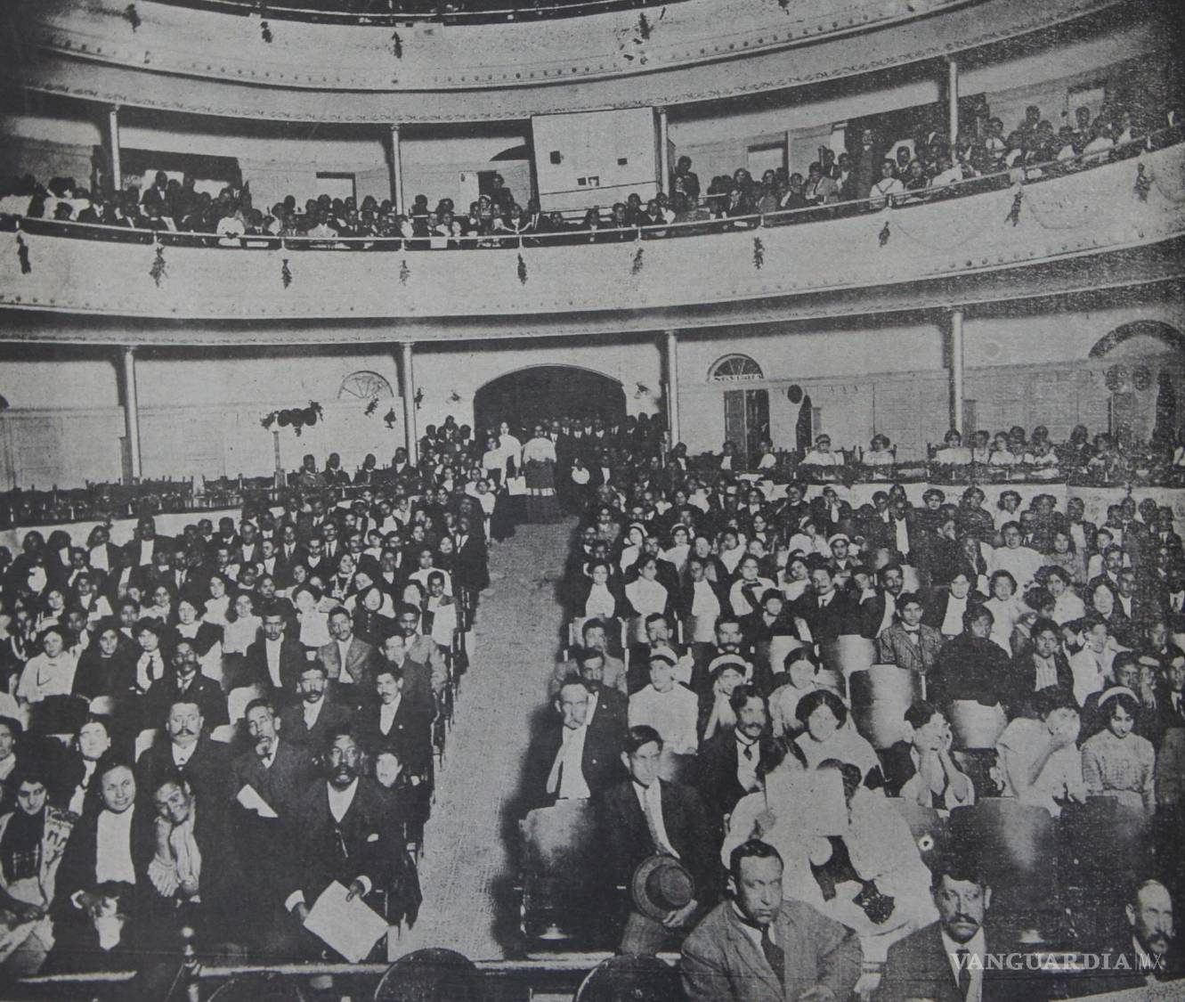 $!Sí que estaba asentada la cultura en Saltillo, aquí el interior del Teatro García Carrillo.