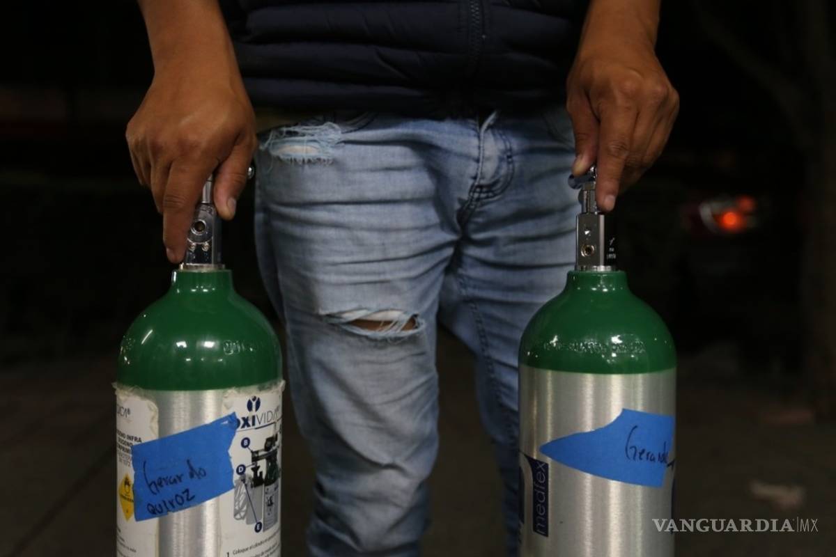 Salud pide no &quot;autorecetarse&quot; oxígeno en casos de COVID-19