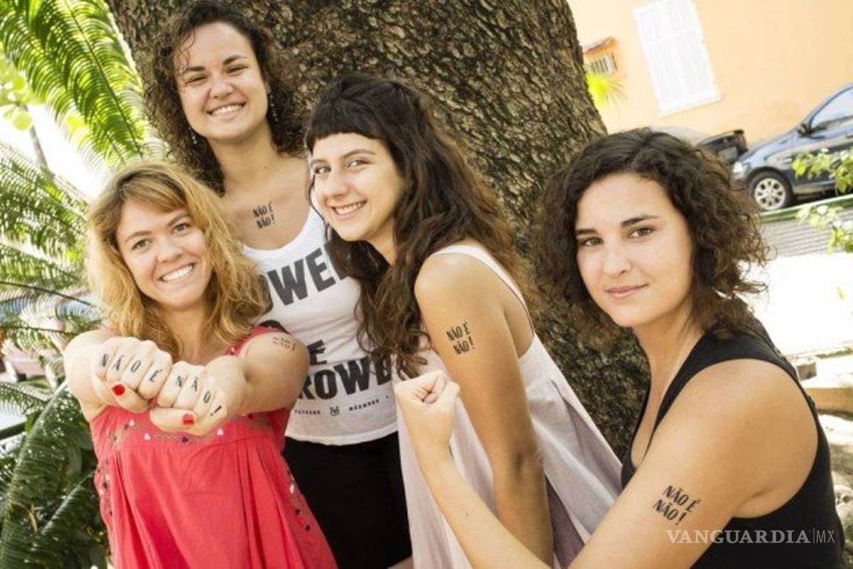 Brasil no olvida sus problemas con el inicio del Carnaval