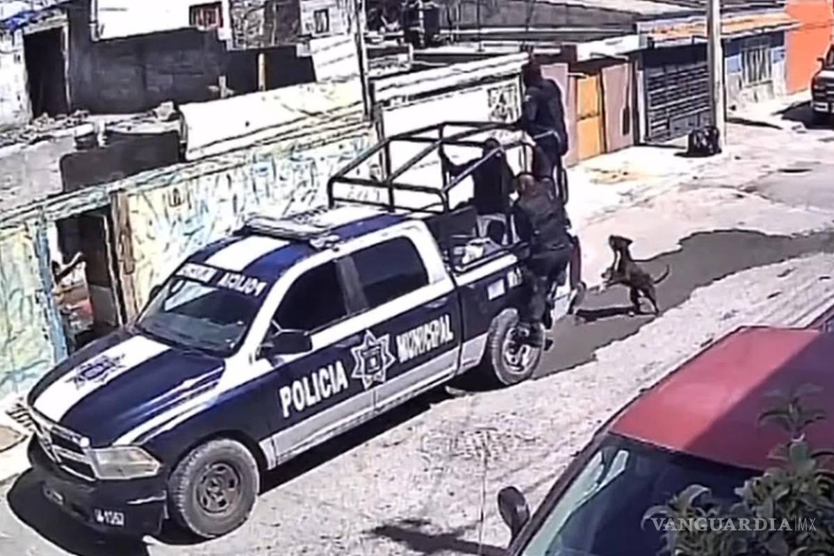 A pedradas y con perros, ‘echan’ a policías de vivienda en la Landín (video)