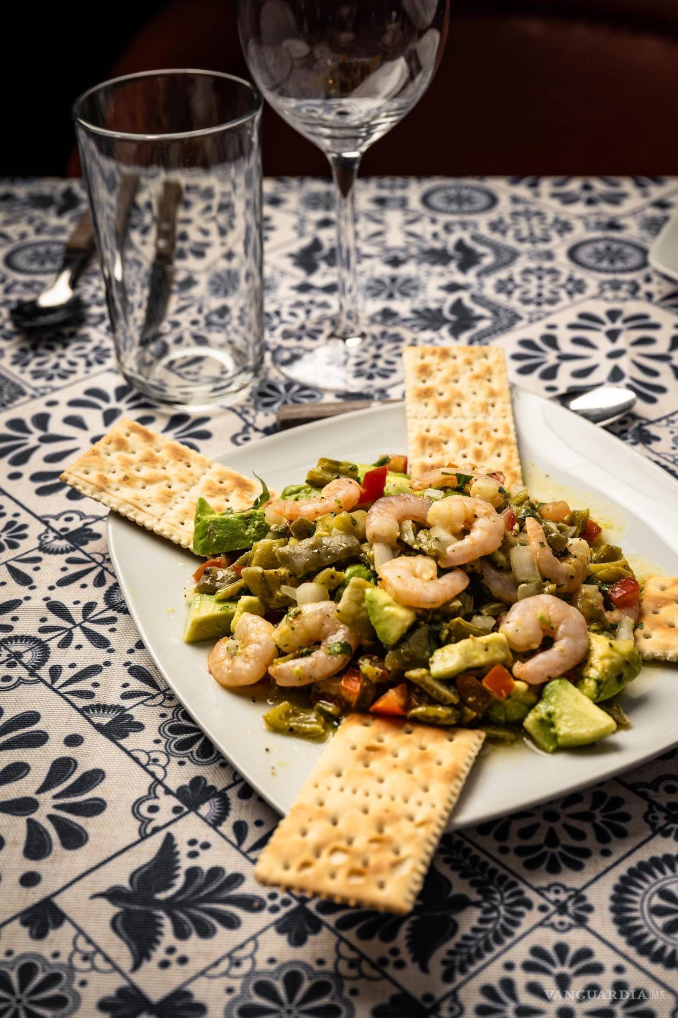 $!Acompaña con galletas saldas.