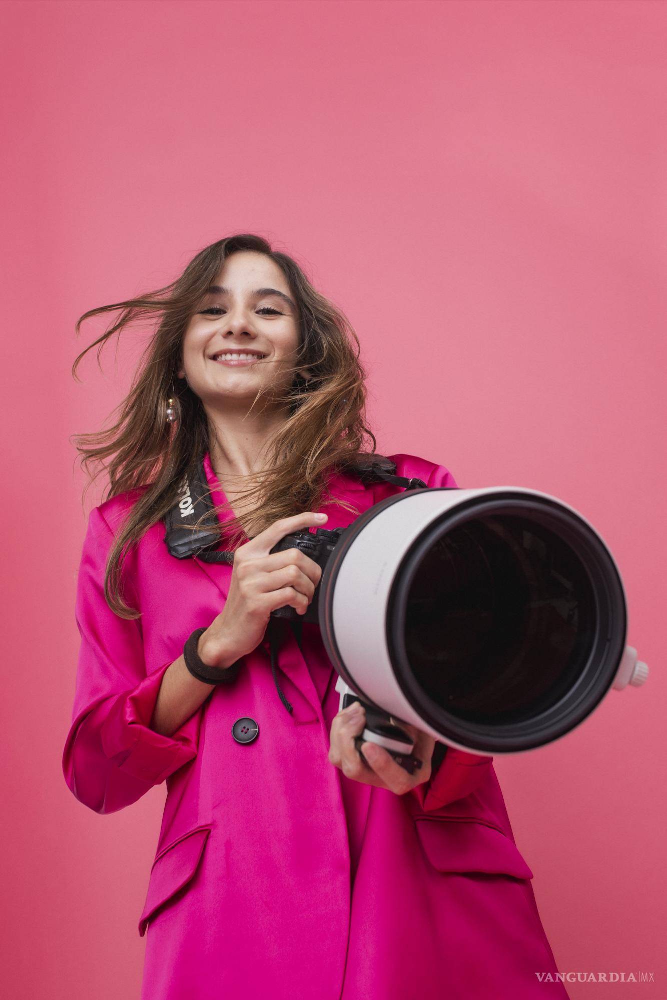 $!En 2018, Paulina Padilla comenzó en el mundo de la fotografía al lado de su papá, quien la ha acompañado a recorrer varias partes del mundo.