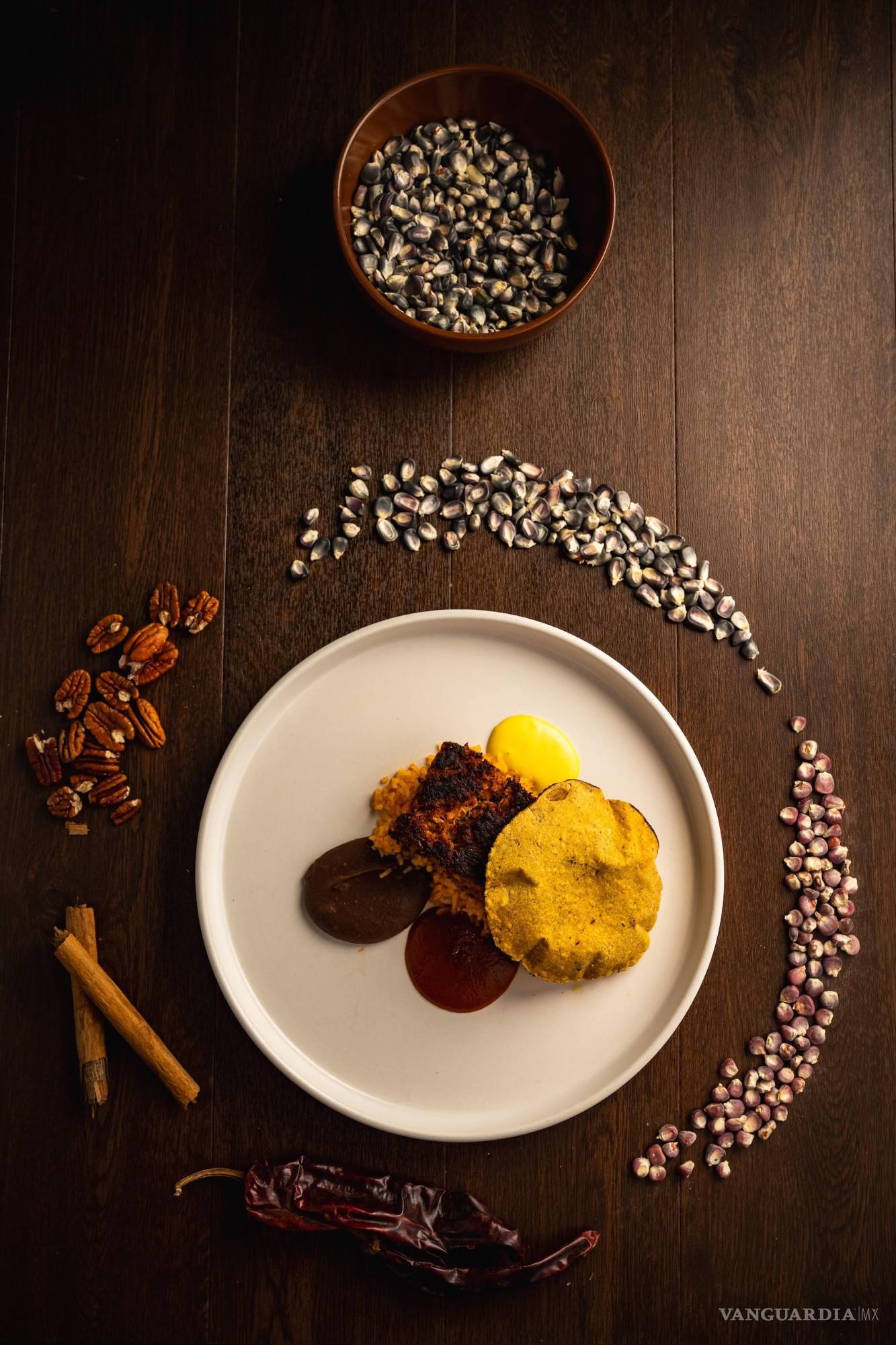 $!Preparan sus tortillas con maíz nativo.