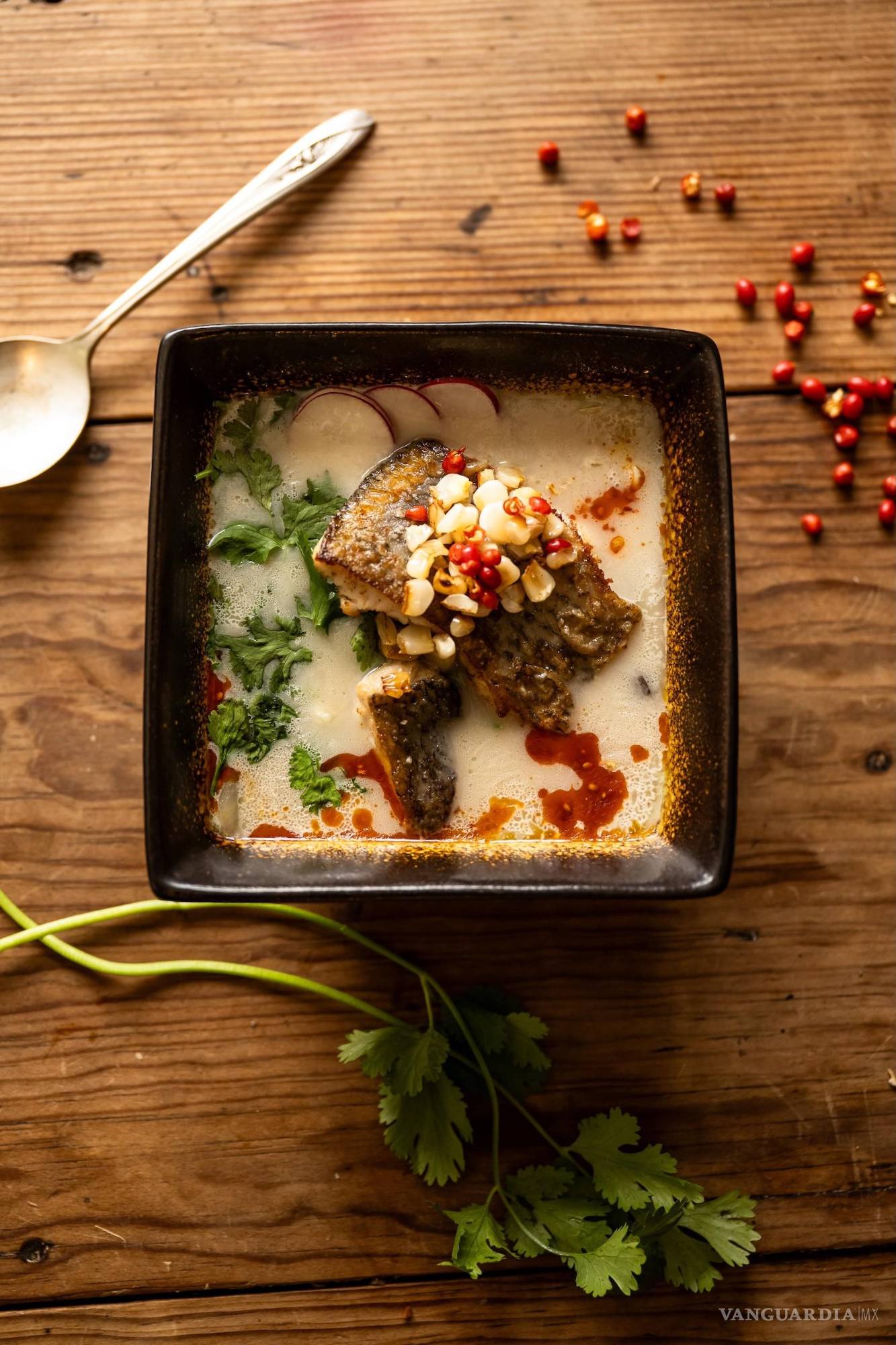 $!El picante contrasta con el fuerte sabor cítrico y a pescado.