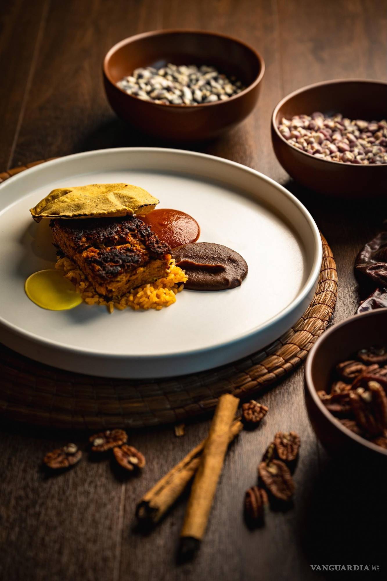 $!Los hermanos exploran la profundidad y amplitud de la cocina mexicana.