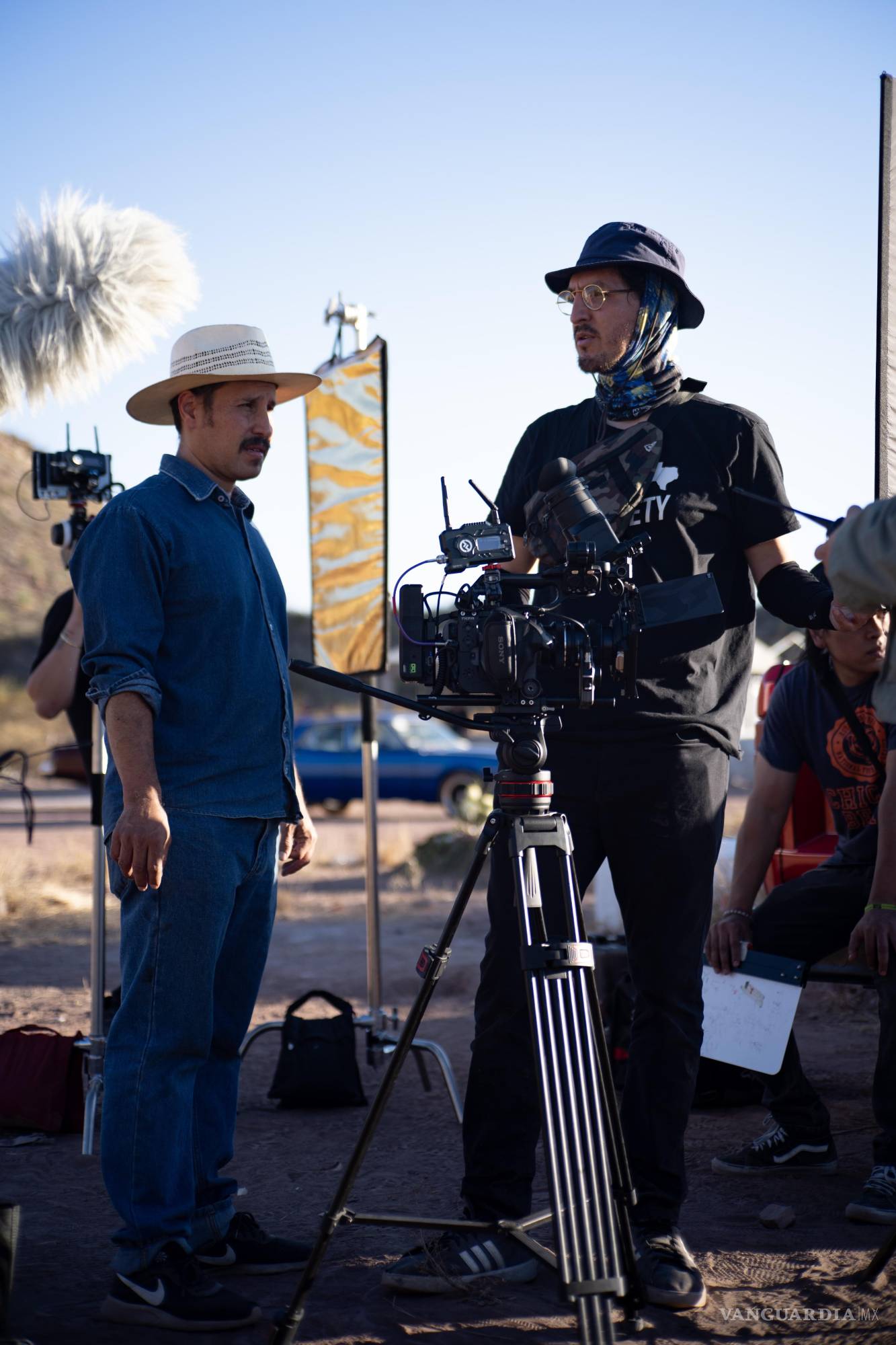 $!¡De Saltillo para el mundo! Filman el cortometraje ‘Una Vez en la Vida’