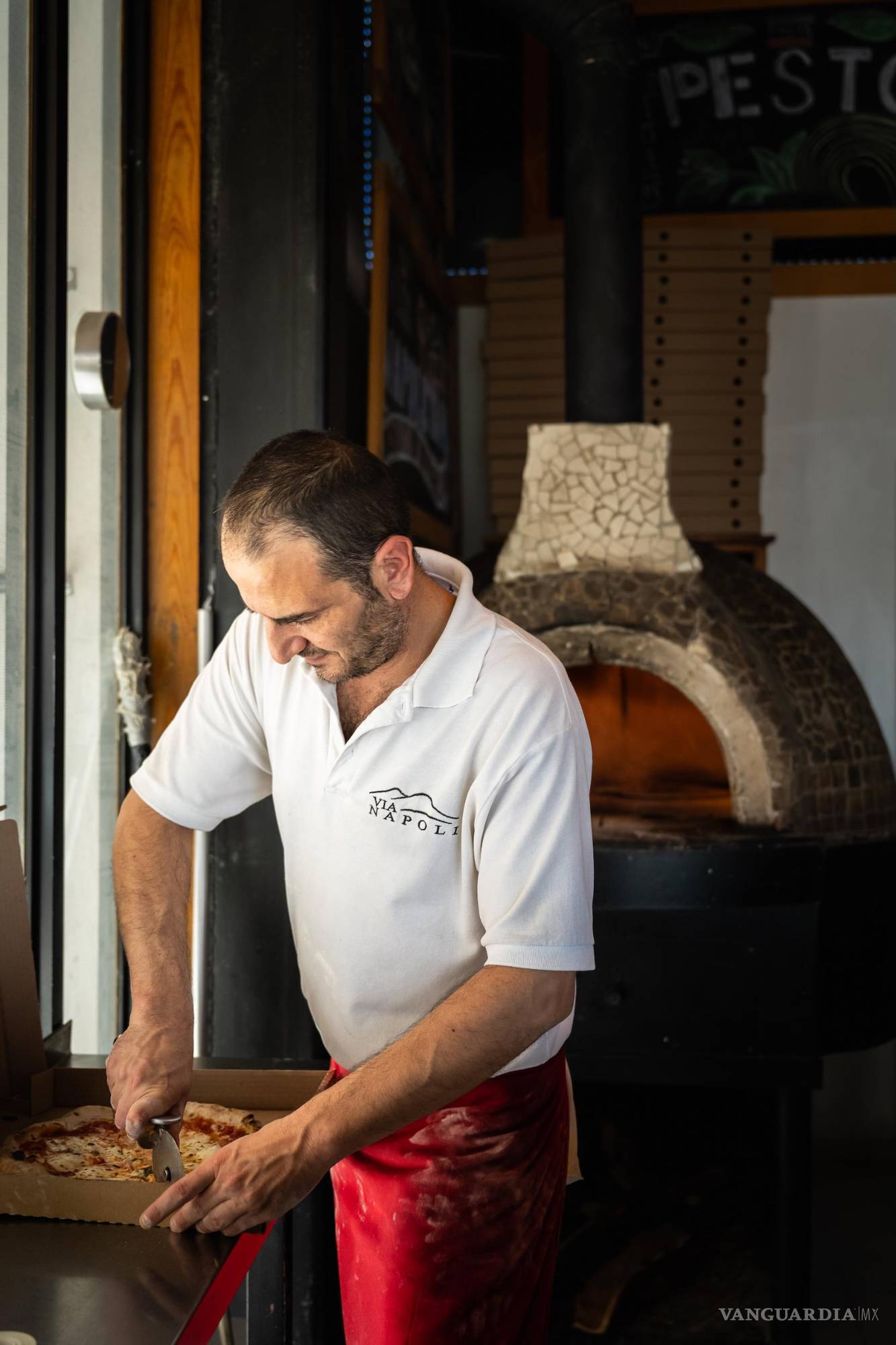 $!Davide y Maryella se complementan y dan el mejor servicio a cada uno de sus comensales.