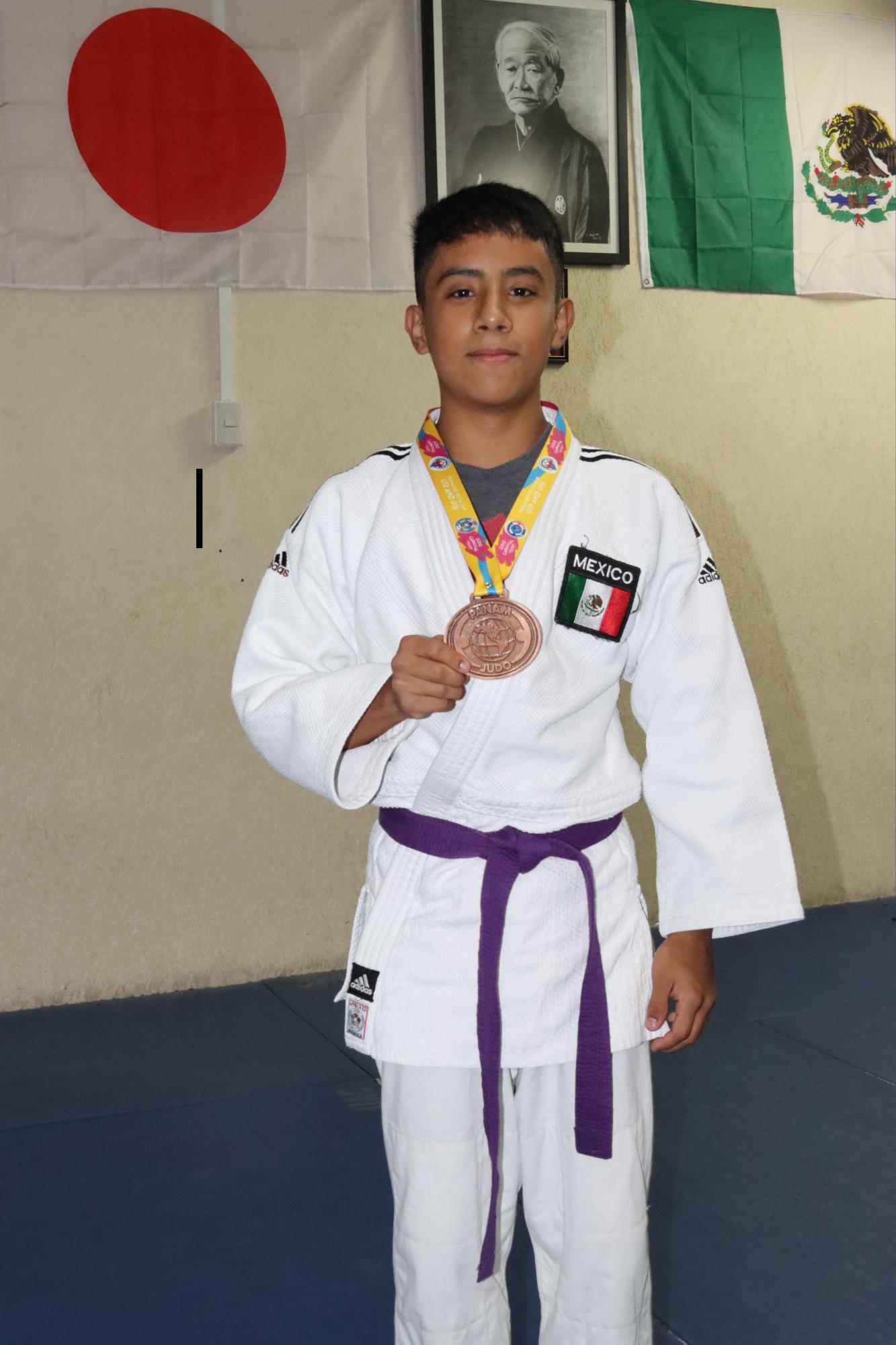 $!Emiliano tiene 13 años y se ha dedicado al judo desde hace más de ocho.