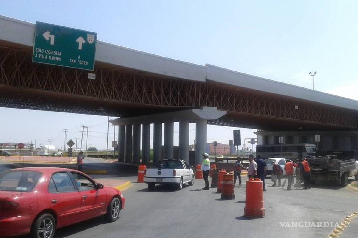 Inicia peritaje del puente colapsado en periférico de Torreón