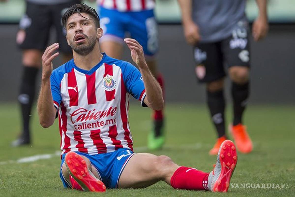 Piden en redes que se retire Oribe Peralta