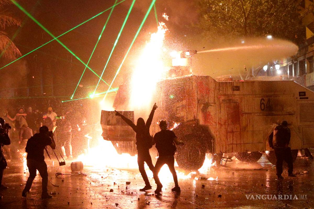 Lamenta noche violenta en Chile: hubo un muerto