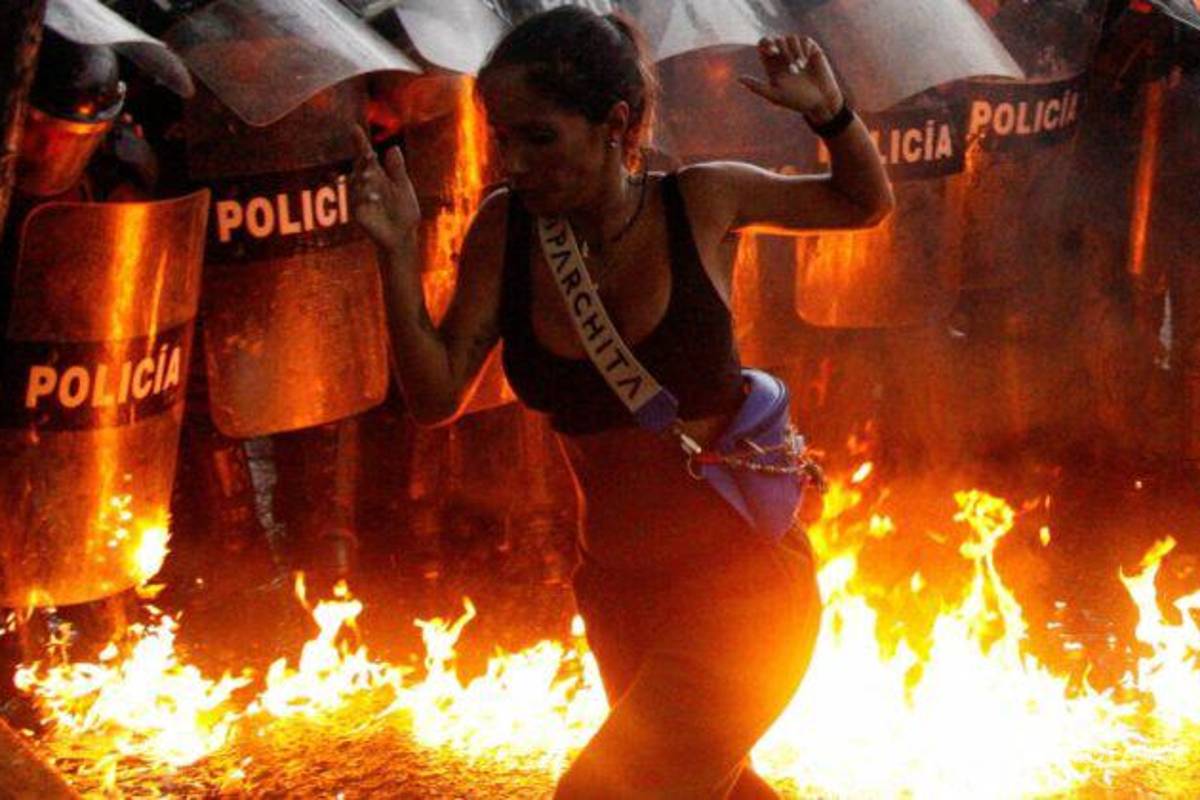 Van al menos 24 muertos durante protestas en Venezuela