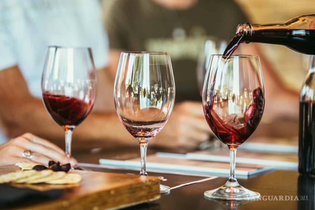 Un poco de alcohol puede ayudar a 'limpiar' el cerebro y mejorar tu salud