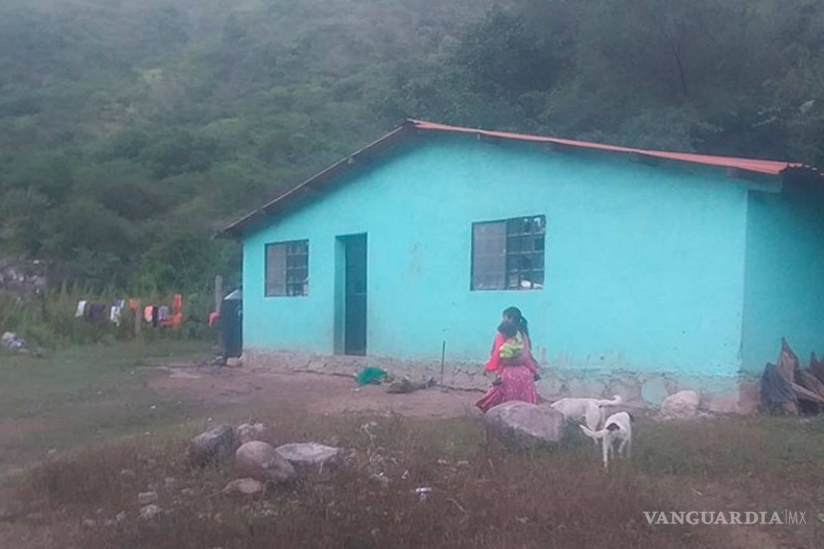 $!Maestra de Chihuahua pide ayuda a AMLO para sus alumnos rarámuris