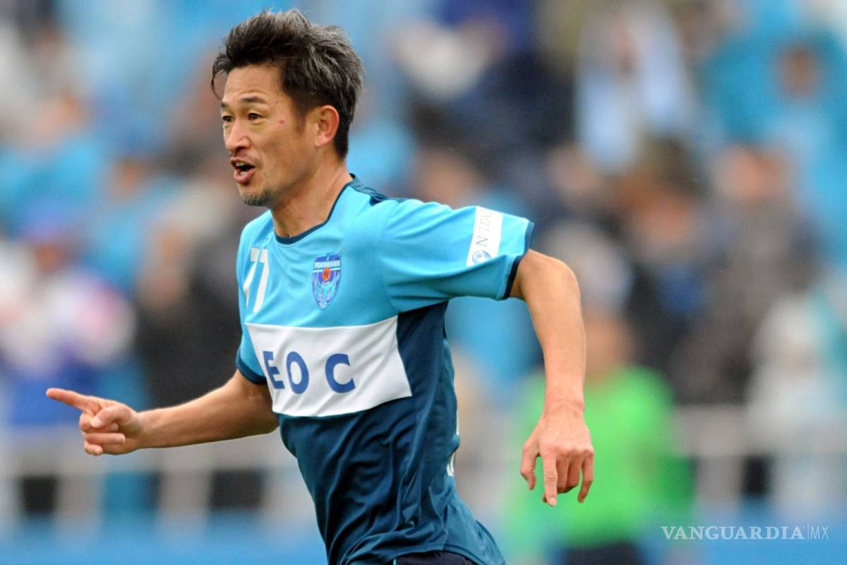 Miura, a sus 48 años, renovó con el Yokohama FC