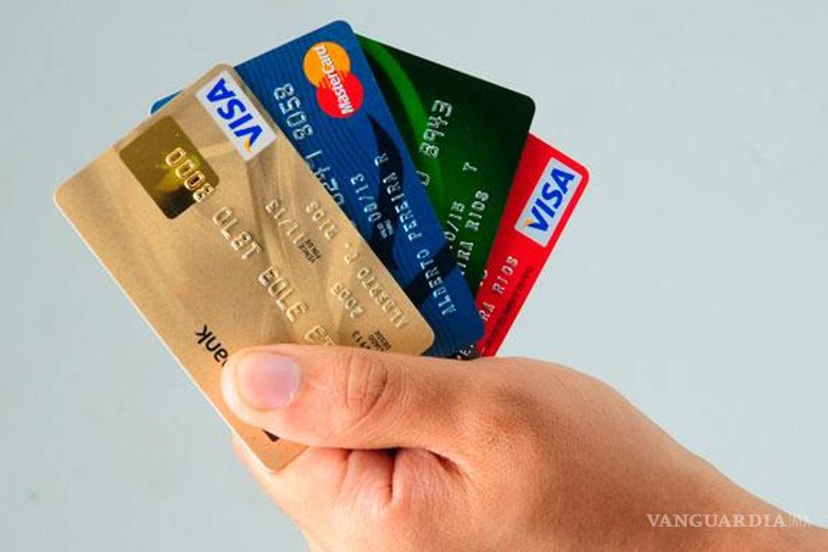 Conozca y compare las comisiones de su tarjeta de crédito