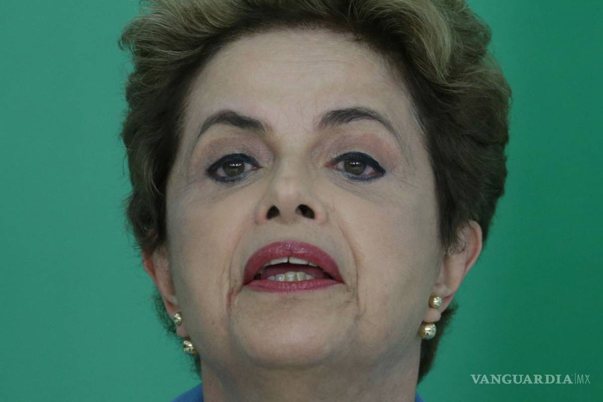 “El sistema político brasileño está en colapso”: Rousseff