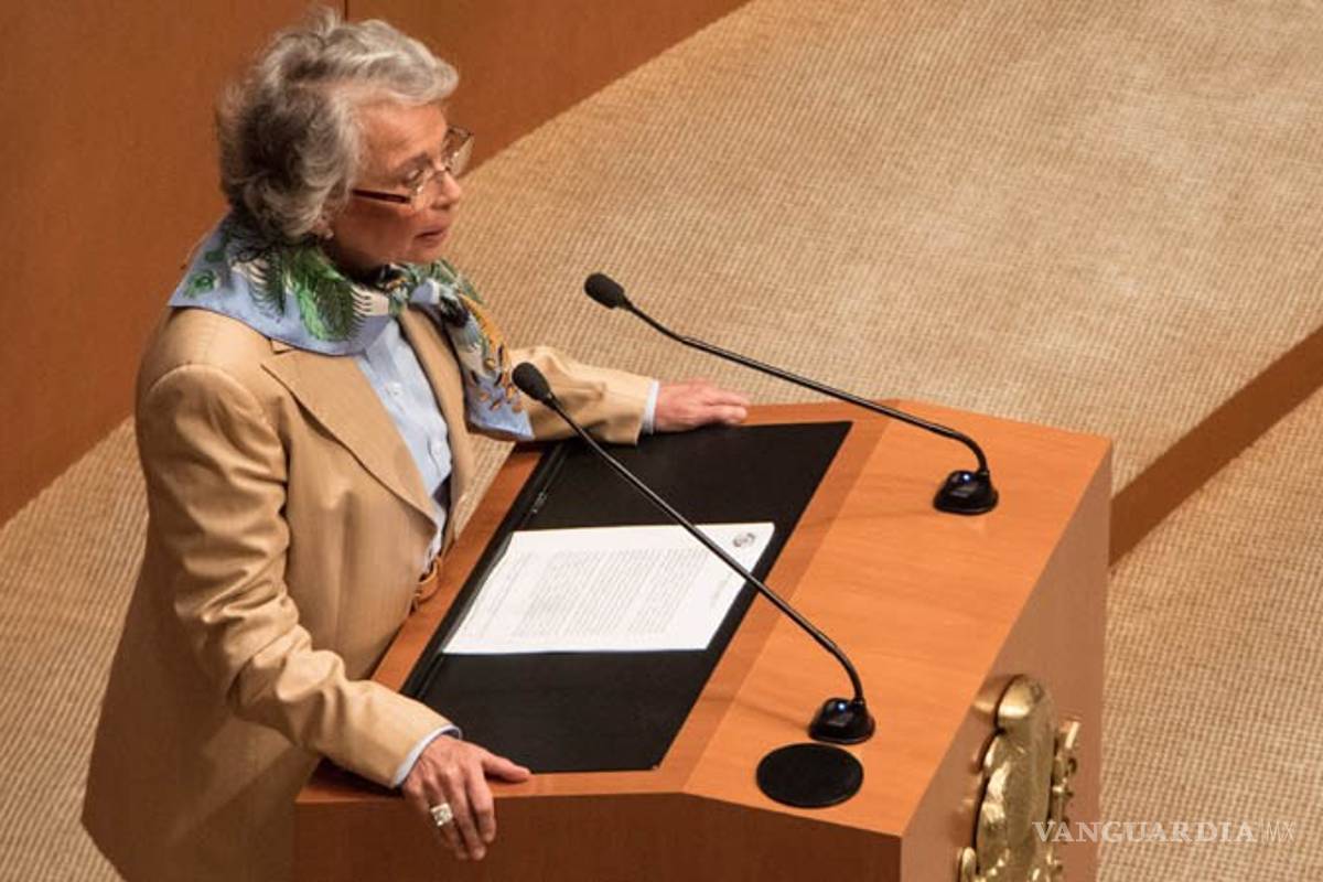 Sánchez Cordero presenta ley sobre uso de la mariguana