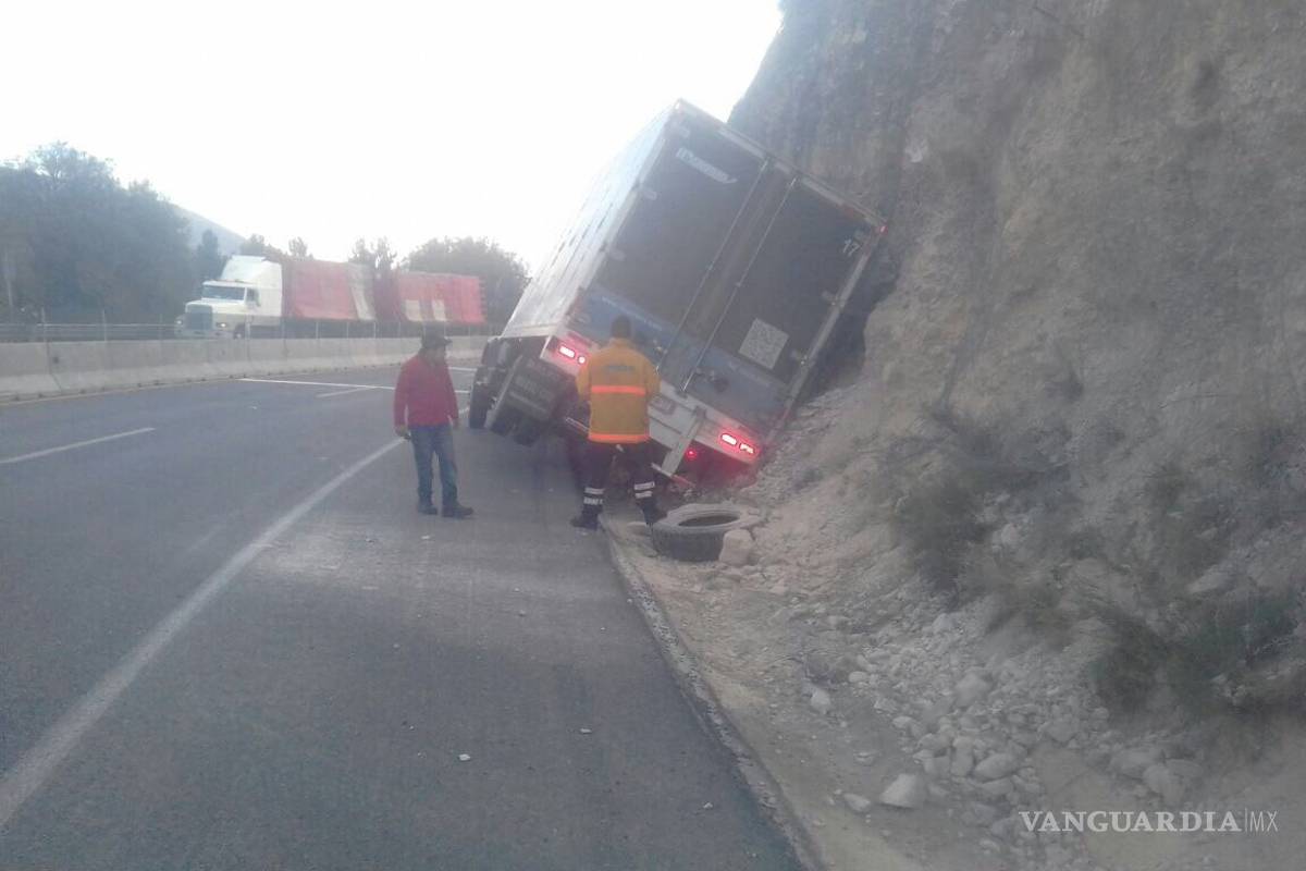 Vuelca en Los Chorros
