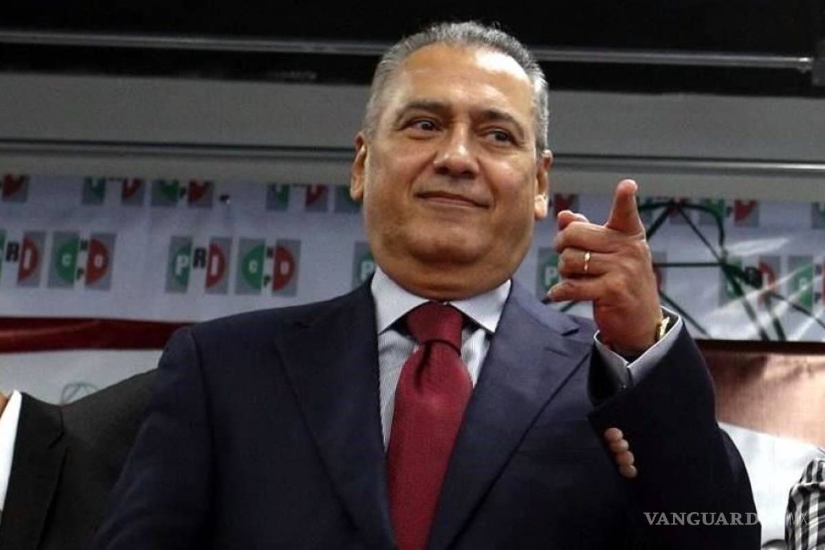 Decisiones de AMLO deben ser democráticas: Manlio Fabio Beltrones