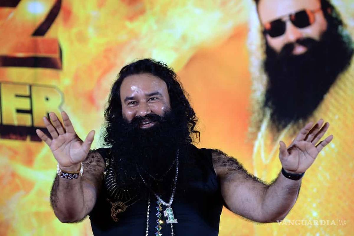 Sentencian a 20 años de prisión a famoso ‘gurú’ por la violación de dos mujeres en La India