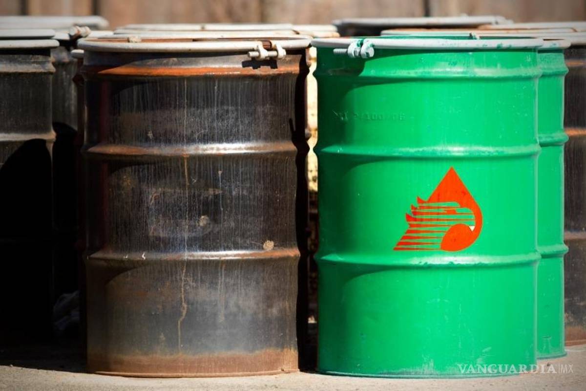 Petróleo mexicano liga dos días arriba de 40 dólares