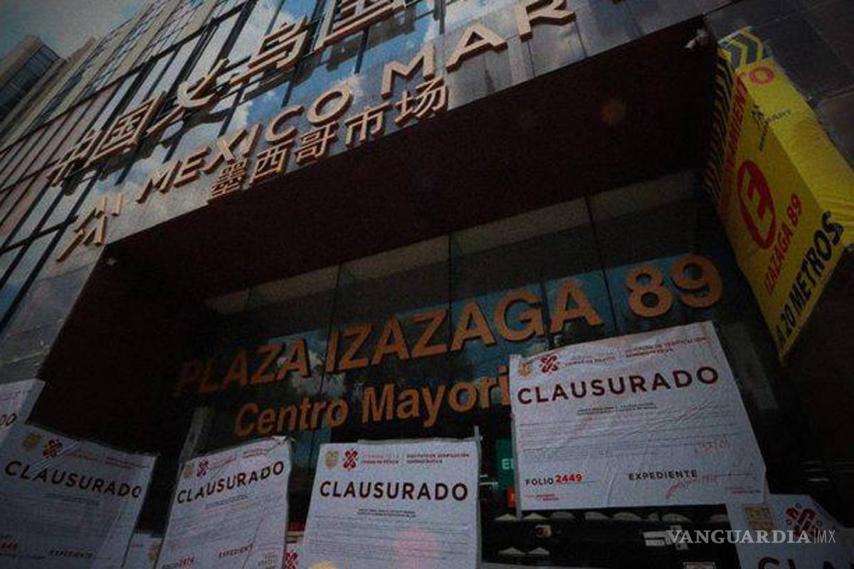 Cierra la Plaza Izazaga 89 tras operativo