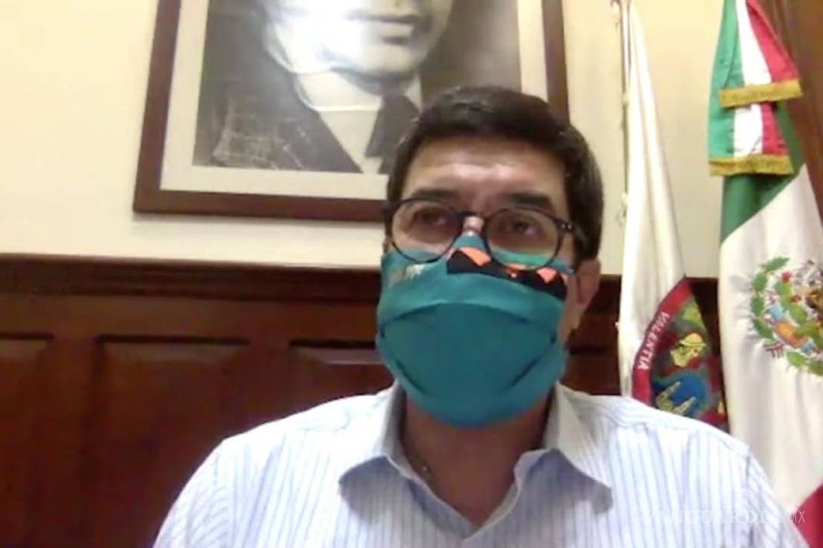 Corral se aísla tras positivo a COVID-19 de secretario de Salud estatal