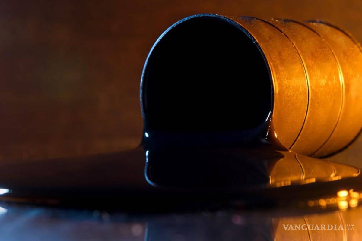 Precios del petróleo crudo también caen, por temor a recesión en Estados Unidos