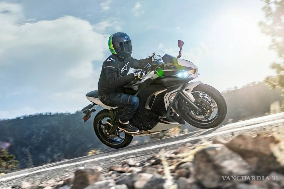 Kawasaki Ninja 650 2020, renovandóse para seguir liderando