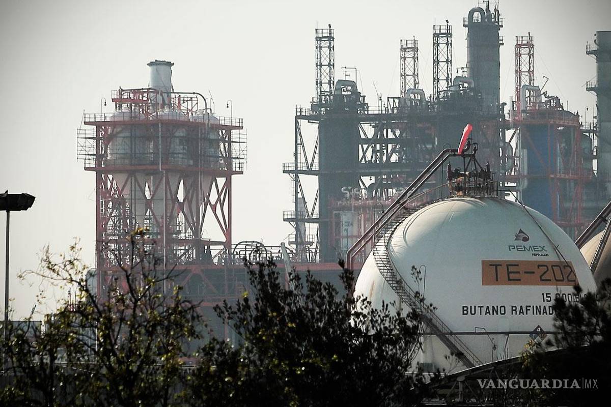 Aprueban cambios a la Ley de Pemex por unanimidad de 103 votos a favor