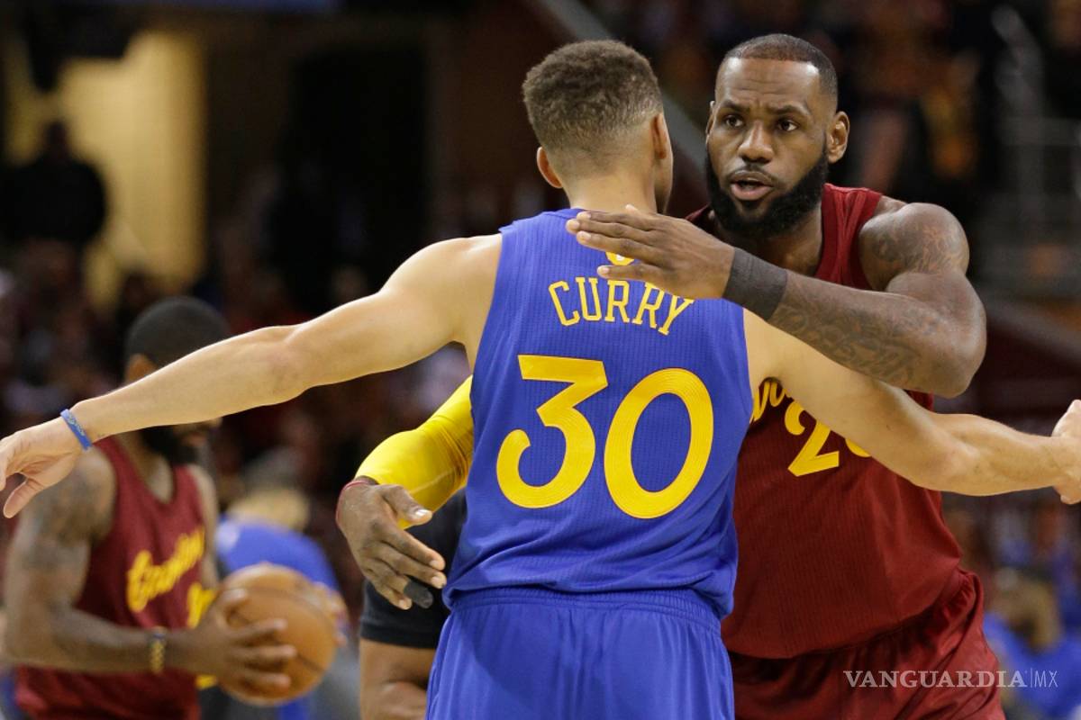LeBron y Curry se unen a favor del control de armas en Estados Unidos