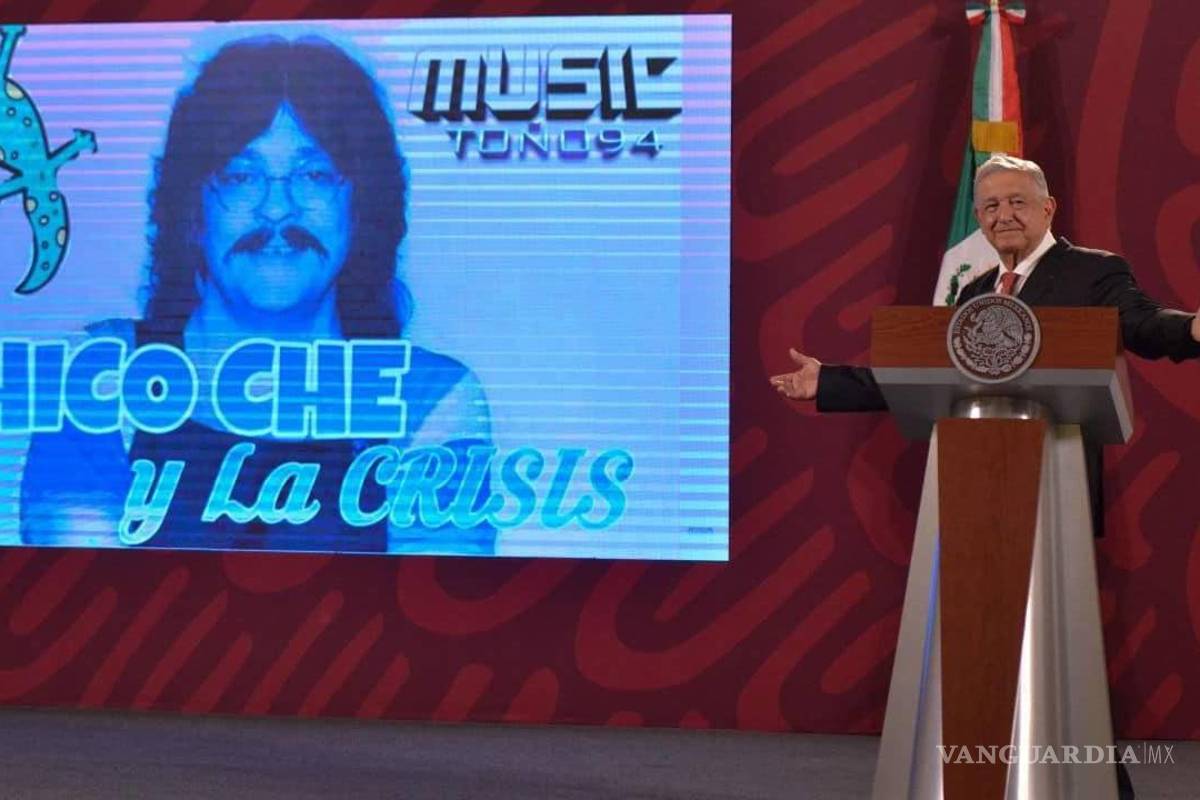 Raymundo Riva Palacio arremete contra AMLO por canción de Chico Che