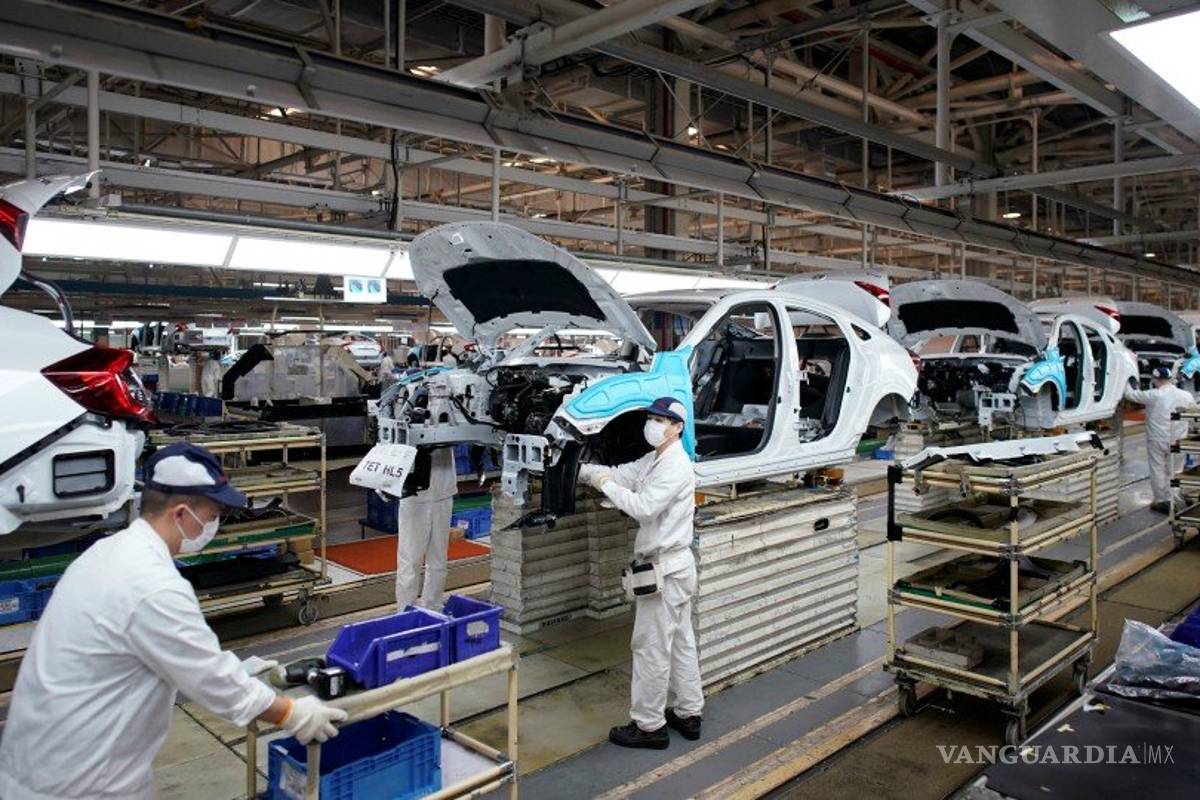 Canadá no abriría automotrices, “no vamos a poner en peligro la salud”