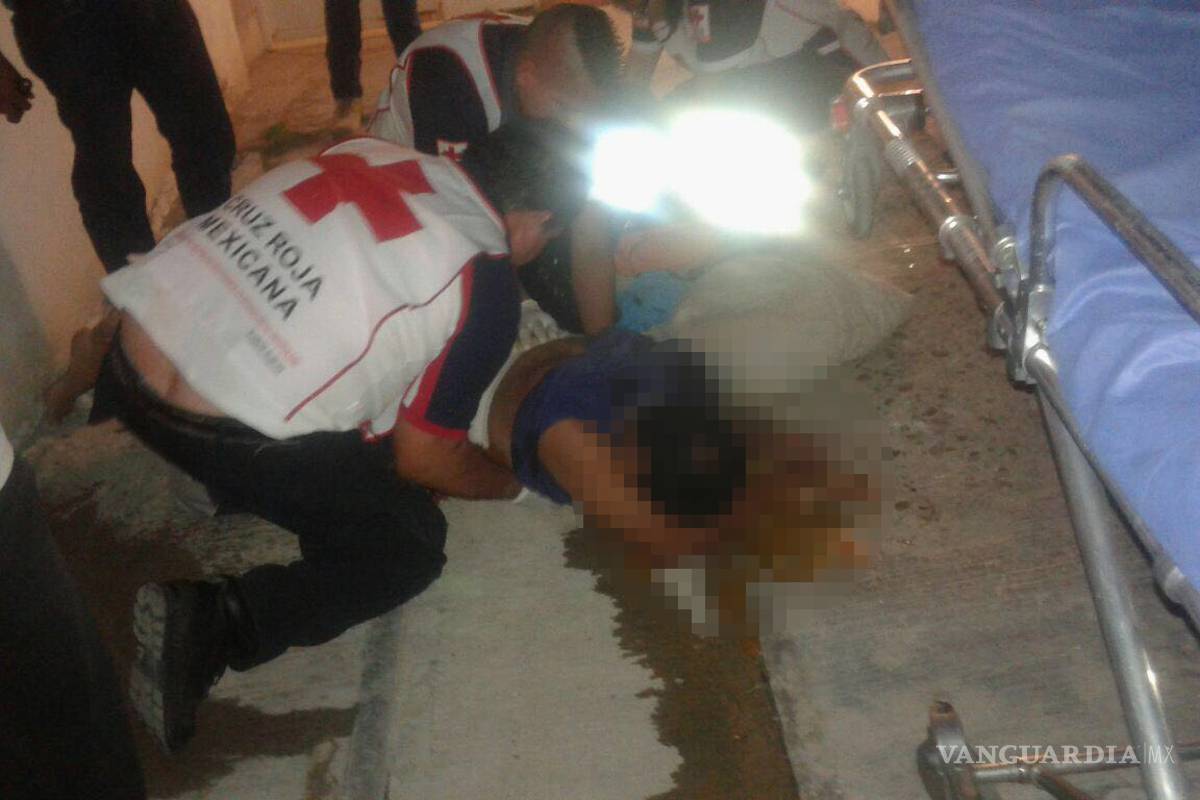 Lo balean de muerte frente a su madre en Torreón