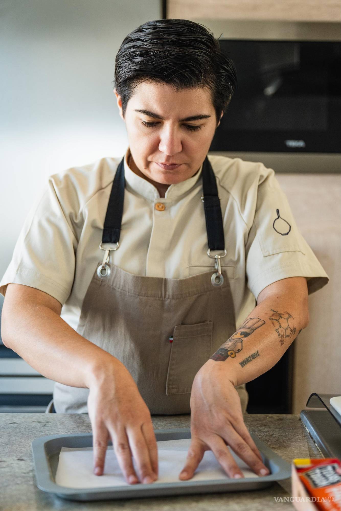 $!Sus mentores, Yuri de Gortari y Edmundo Escamilla, le enseñaron que México tiene una gran riqueza culinaria.