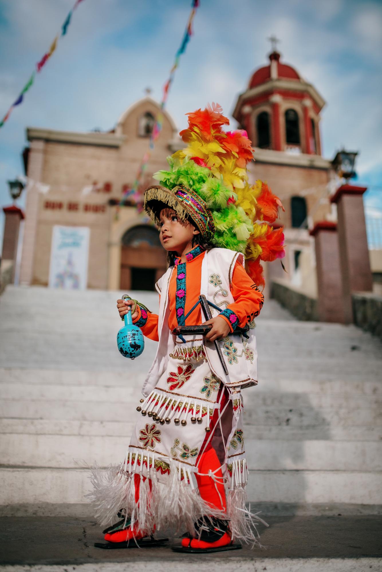 $!Este grupo de Matlachines ha llegado a lugares como la festividad del Señor de la Divina Misericordia en Ixtapaluca, Estado de México, y, nada más y nada menos, que al renombrado Festival Cervantino de Guanajuato.