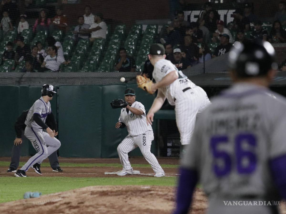 $!Saraperos le quita el brillo a los Dorados desde el Madero: Saltillo gana 2-0 a Chihuahua en casa
