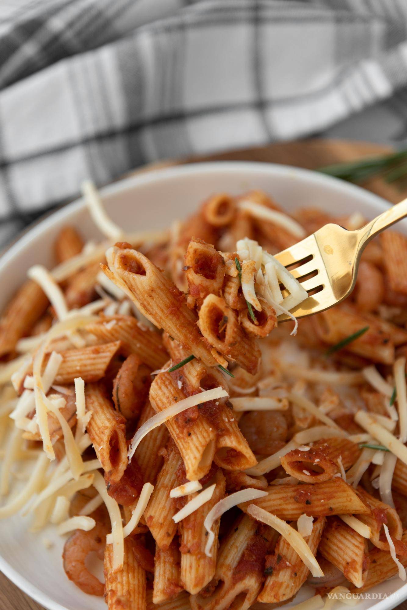 $!Pasta a la vodka con camarones.