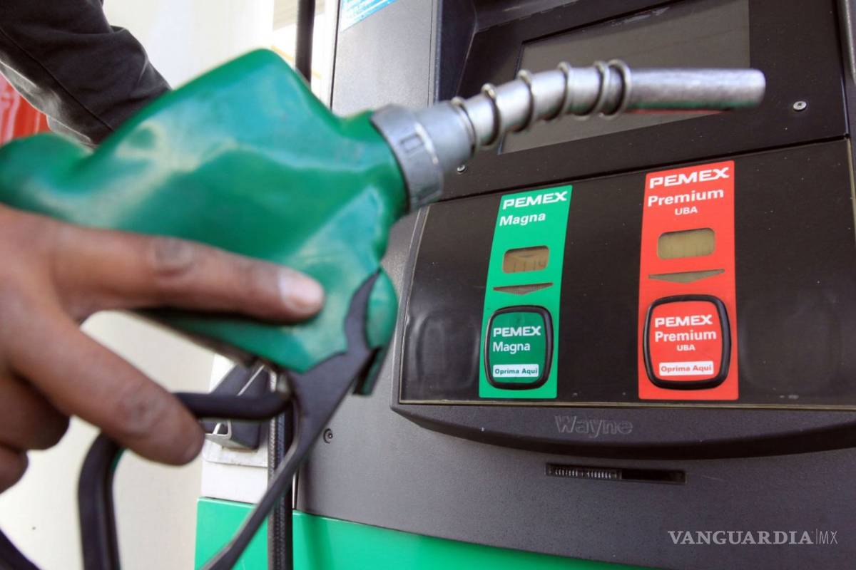 $!Desabasto de gasolina llega a niveles alarmantes en Saltillo y el País