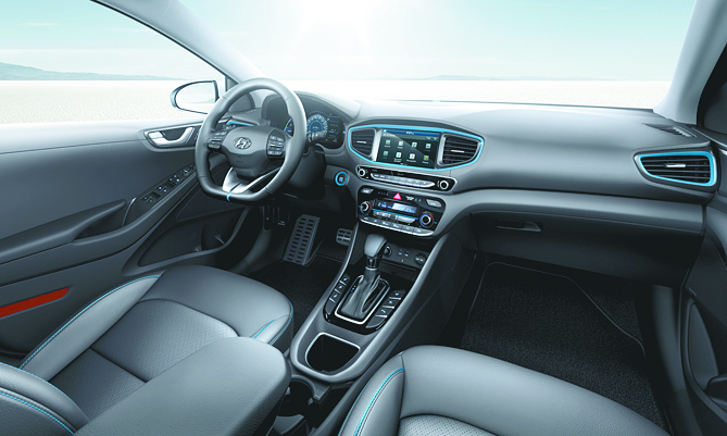 $!Hyundai Ioniq, híbrido que fluye como viento