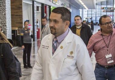 Un juez vinculó nuevamente a proceso a Alonso “N”, exsecretario de Salud de Baja California, por presunto uso ilícito de atribuciones en compras de insumos médicos durante la emergencia por COVID-19, con un posible daño al erario de 39 millones de pesos.