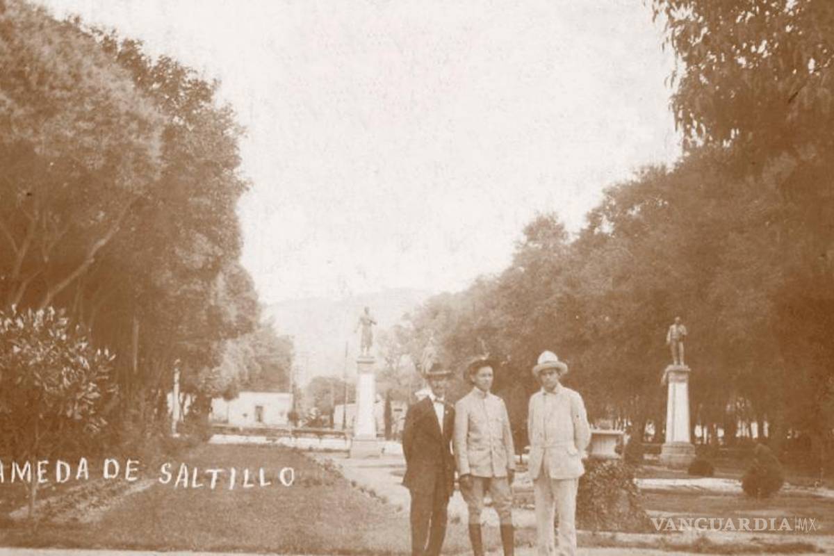 La ajetreada historia de las estatuas móviles de Saltillo