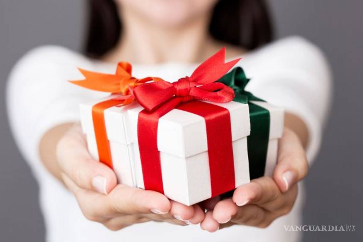 El regalo de una mujer a su esposo quien le fue infiel con su mejor amiga